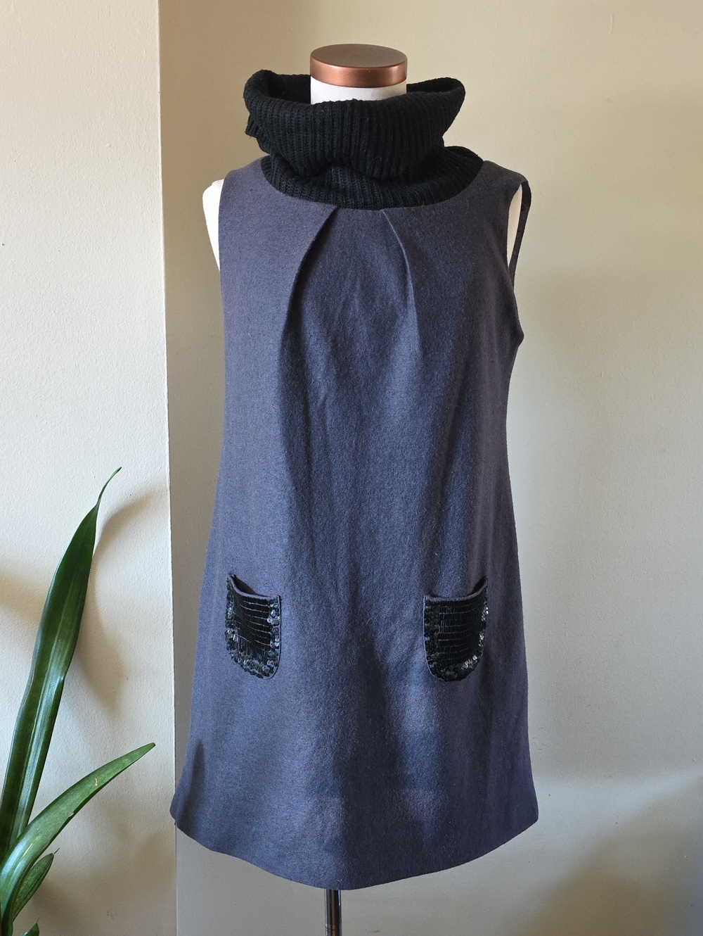 Knit Ribbed Cowl Neck Wool Blend Mini Dress - Lined Wool Blend - Sz 6
